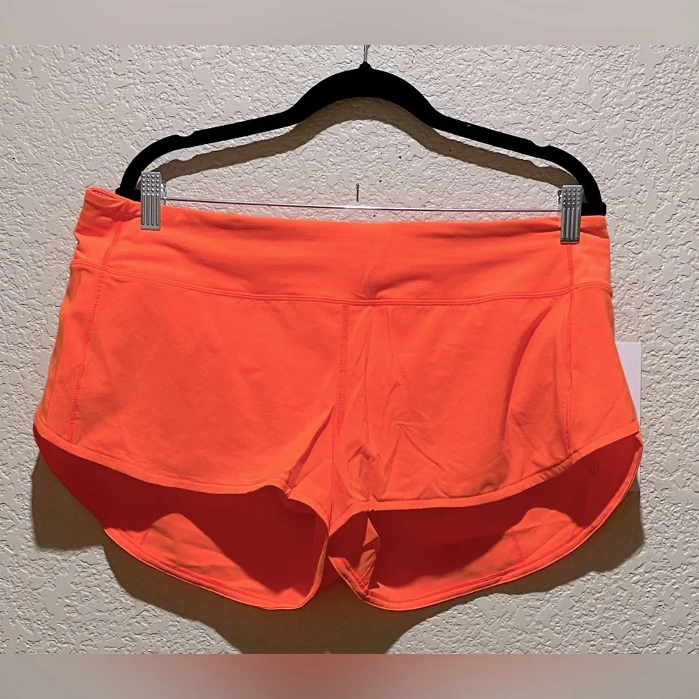 NWT Lululemon Speed Up Low Rise 2.5” Shorts Lined Highlighter Orange Size 12